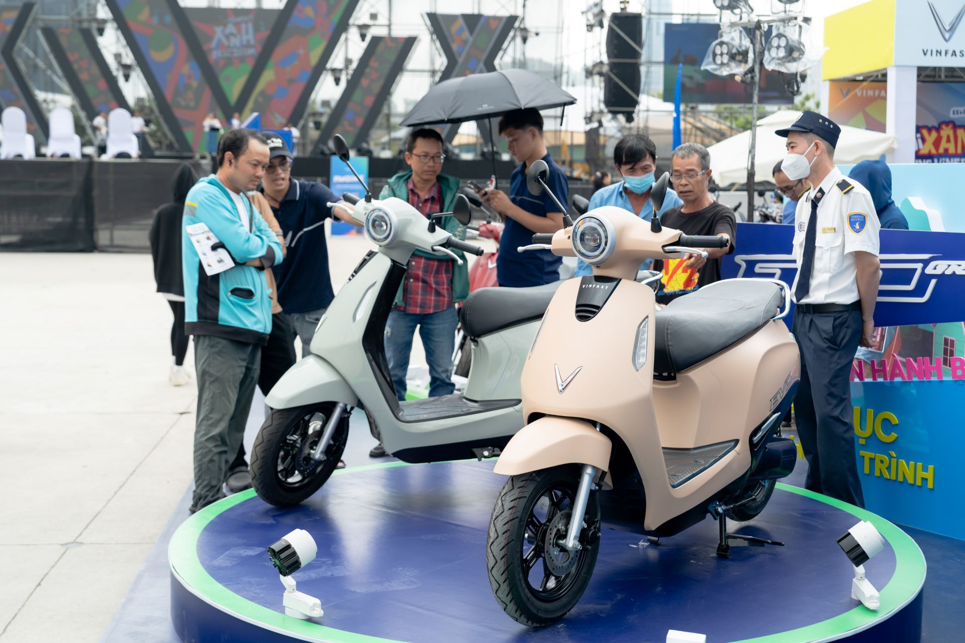 Lý do VinFast Evo Grand được đặt cọc ồ ạt: Thiết kế đẹp, chạy xa 262 km, chi phí siêu rẻ